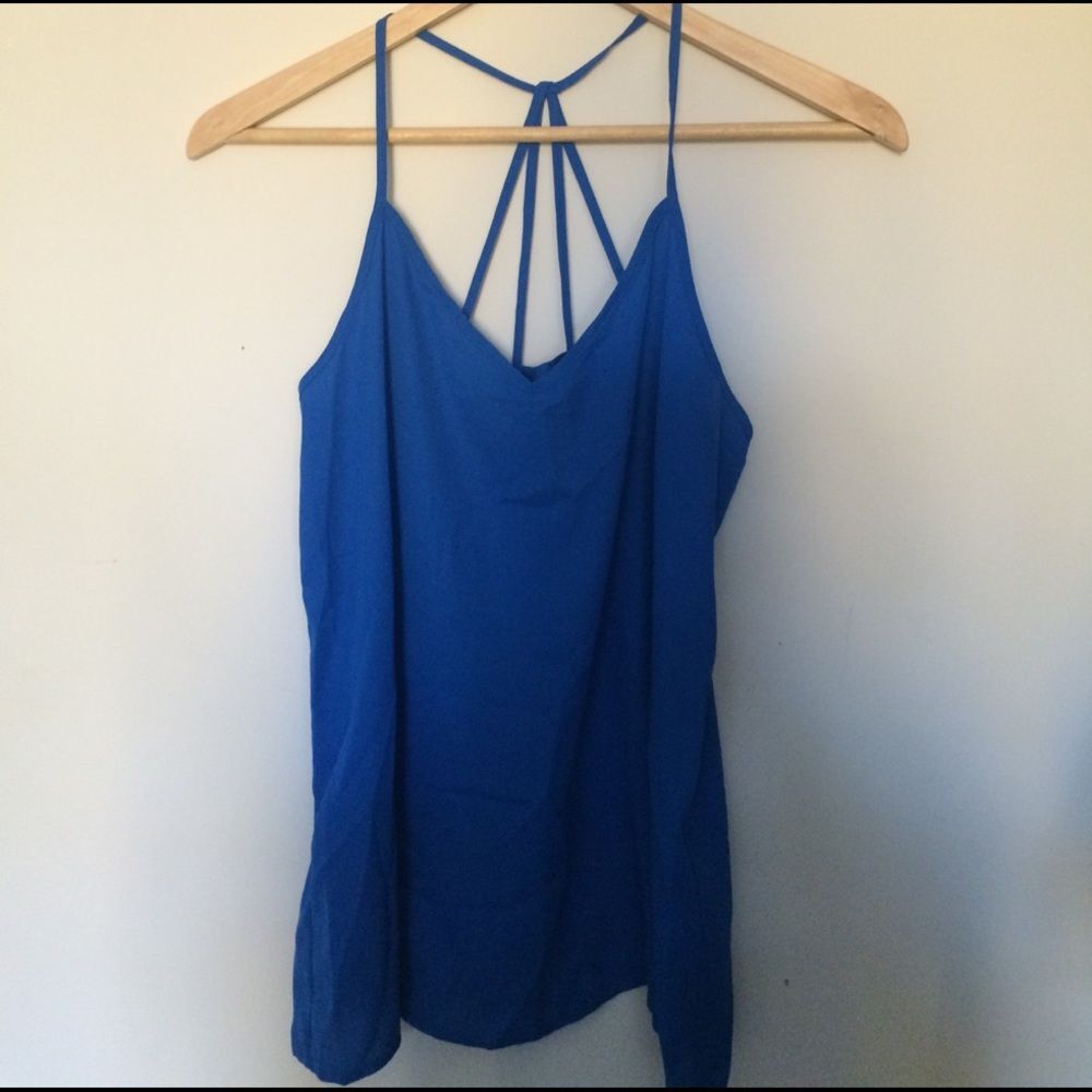 NWT- blue top